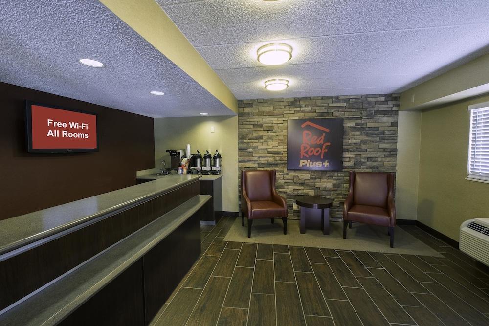 Red Roof Inn Plus+ Philadelphia Airport Эссингтон Экстерьер фото