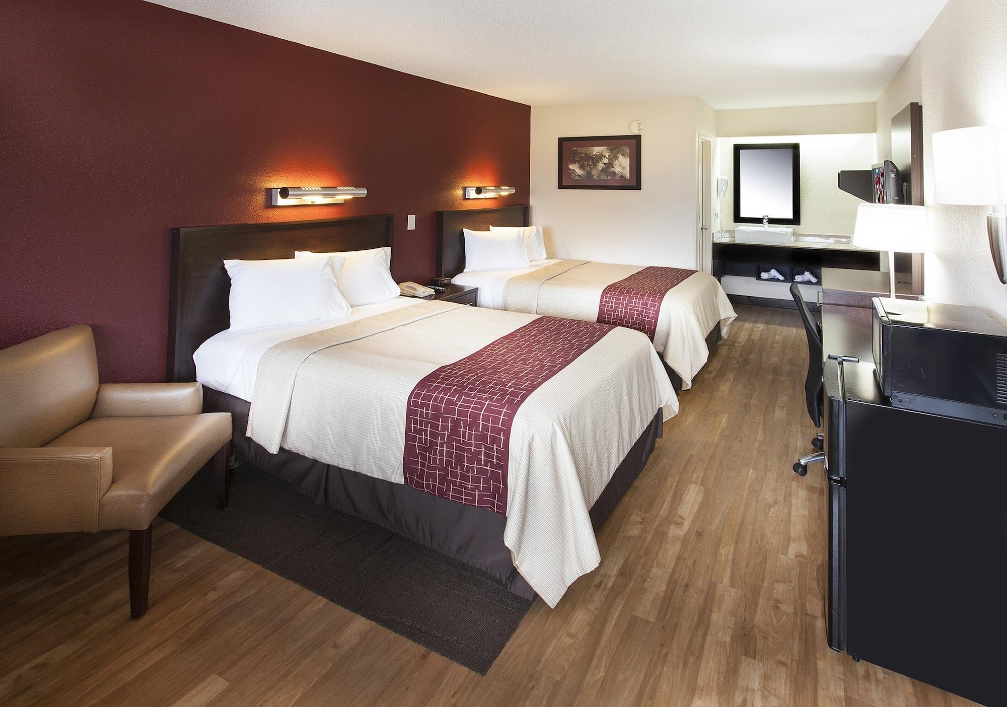 Red Roof Inn Plus+ Philadelphia Airport Эссингтон Экстерьер фото