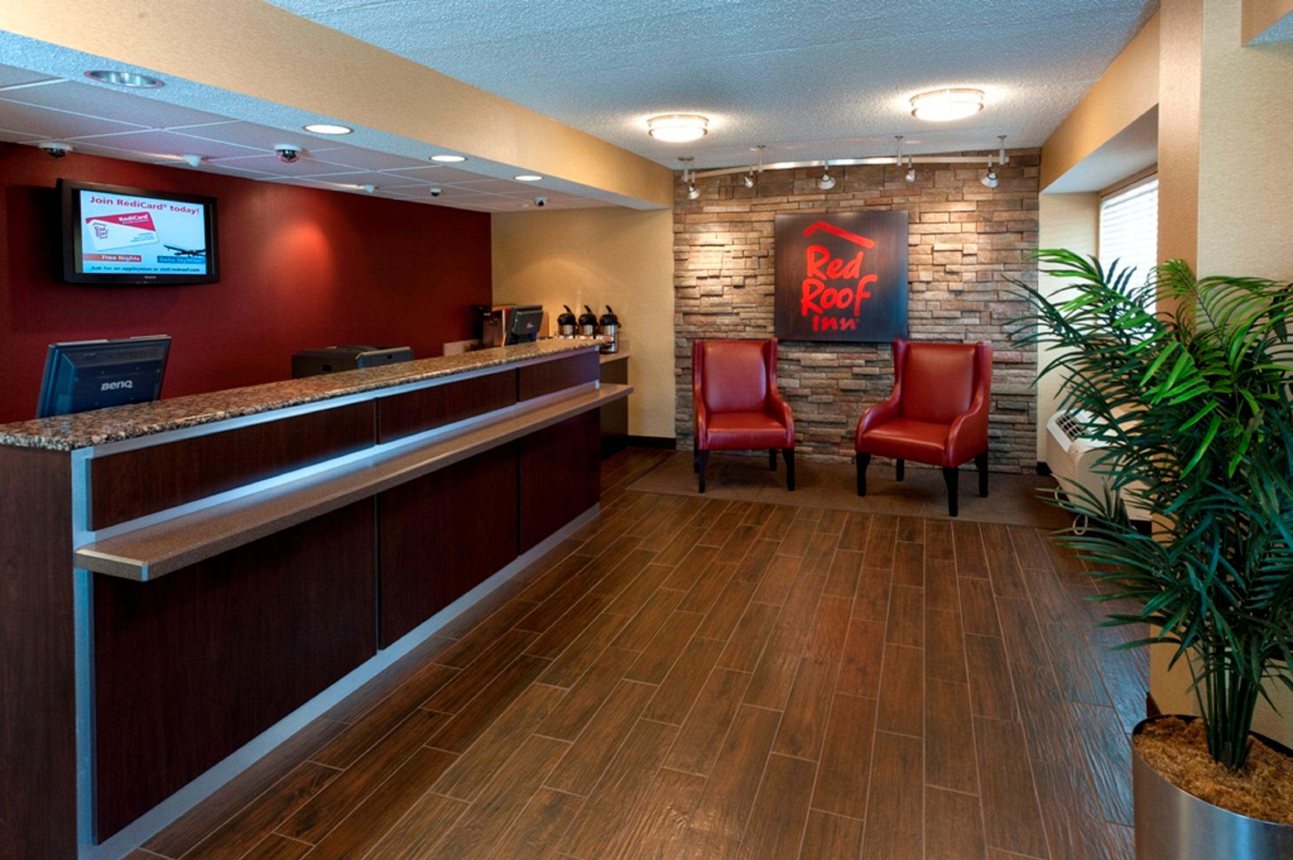 Red Roof Inn Plus+ Philadelphia Airport Эссингтон Экстерьер фото
