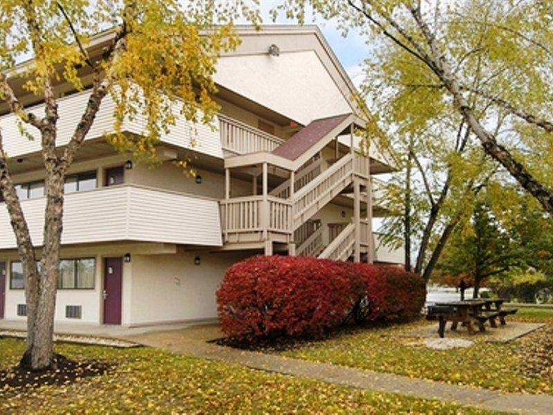 Red Roof Inn Plus+ Philadelphia Airport Эссингтон Экстерьер фото