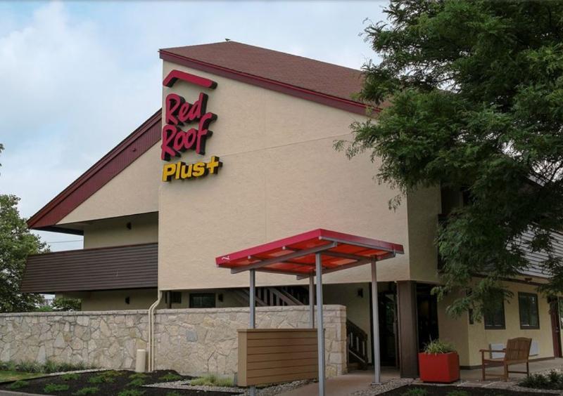 Red Roof Inn Plus+ Philadelphia Airport Эссингтон Экстерьер фото